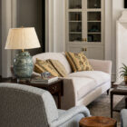 Meadow Sofa with Exposed Legs 2